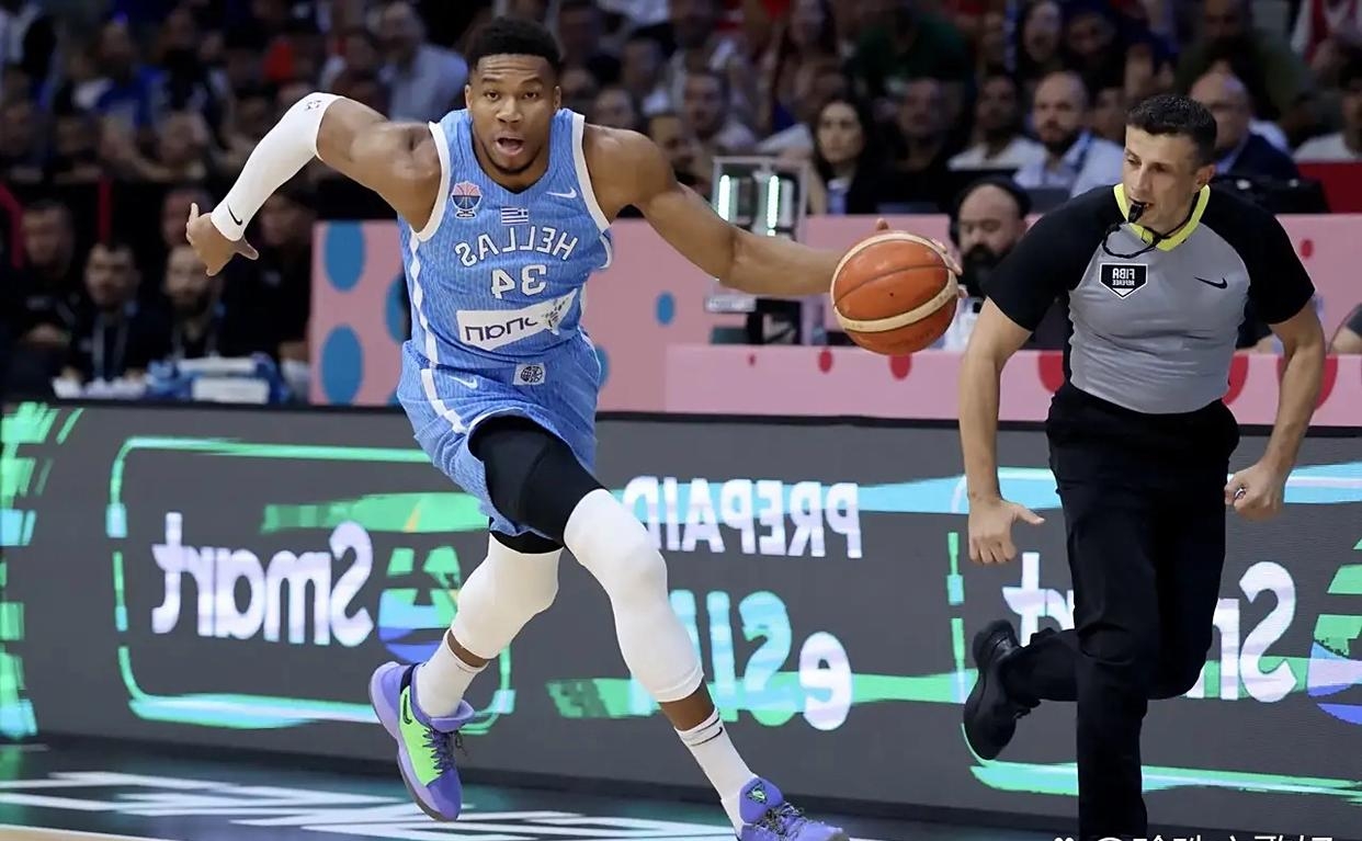 包含赛后拉齐奥远射贴柱——欧篮联节点到来欧超杯冲刺阶段攻防权衡，关键时刻尼斯备战NBA常规赛都惊呆了的词条