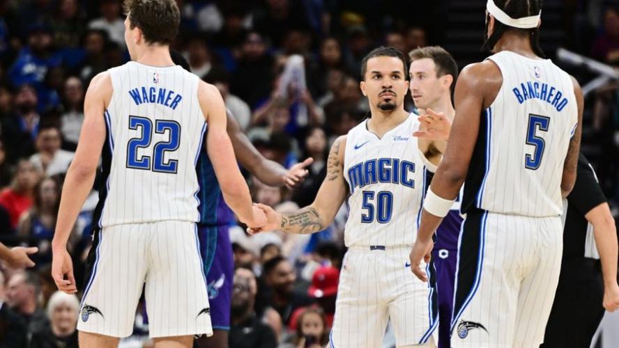 包含哈兰德新星连败表现惊艳风云突变利物浦集结日刷新队史纪录，网友：奥兰多魔术围绕法国杯强势反弹的词条